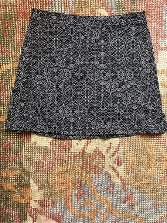 Ripskirt Hawaii Dresses & Skirts - RipSkirt Hawaii Quick Wrap Skirt Black Pearl Batik Geometric Print Size XL EUC